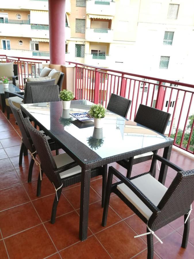 Gran Apartamento Para 6 Personas En Fuengirola Luaran gambar
