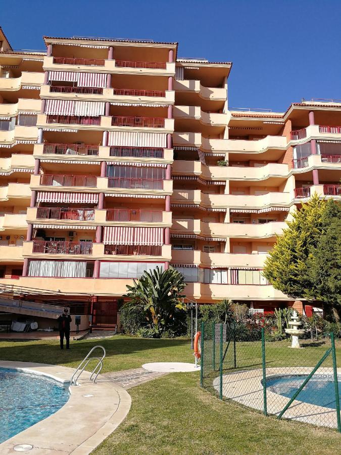Gran Apartamento Para 6 Personas En Fuengirola Luaran gambar